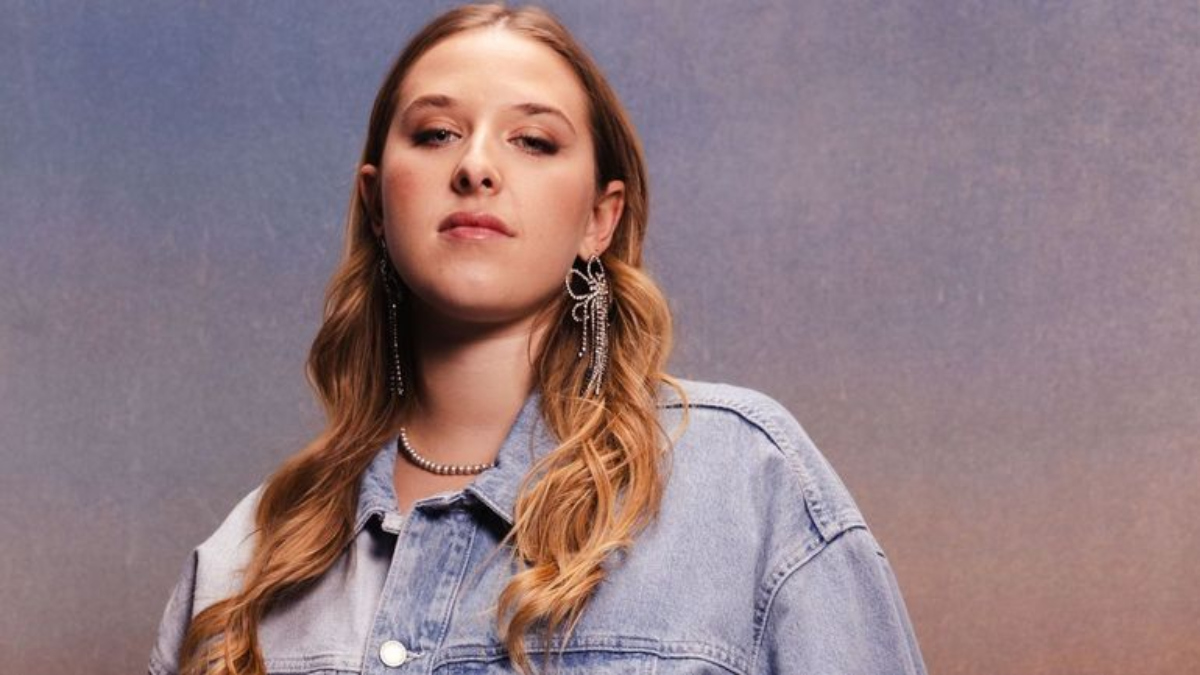 Héléna critiquée sur sa tenue au Lovely Brive Festival, ses fans interviennent !