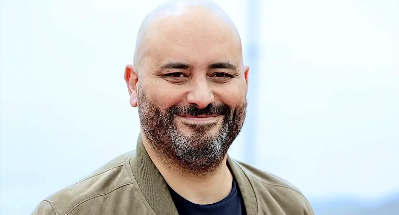 C à vous : Jérôme Commandeur recadre Anne-Élisabeth Lemoine, "On est au commissariat ou quoi ?"