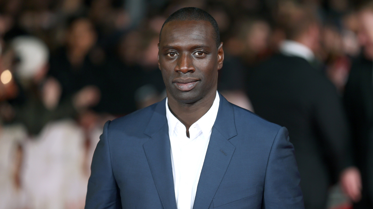 Omar Sy visé par des accusations d’incident avec la SNCF : la compagnie rétablit sa version