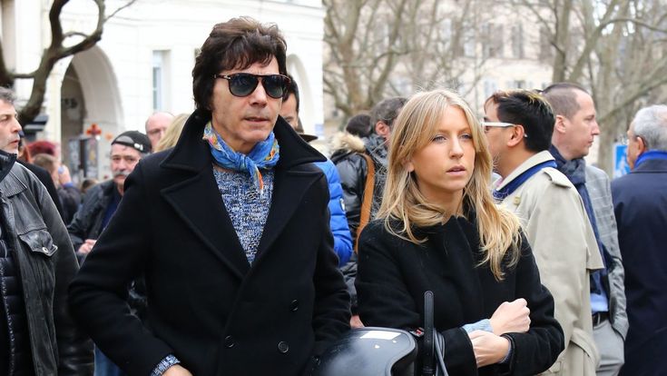 Jean-Luc Lahaye soutenu par sa compagne durant son incarcération : "Elle est restée parce qu'elle sait qui je suis"