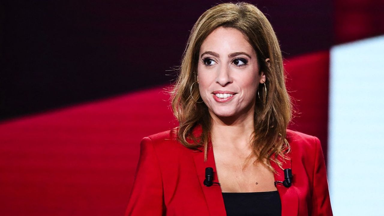 Léa Salamé en vacances avec Raphaël Glucksmann : son compagnon prépare son futur en politique