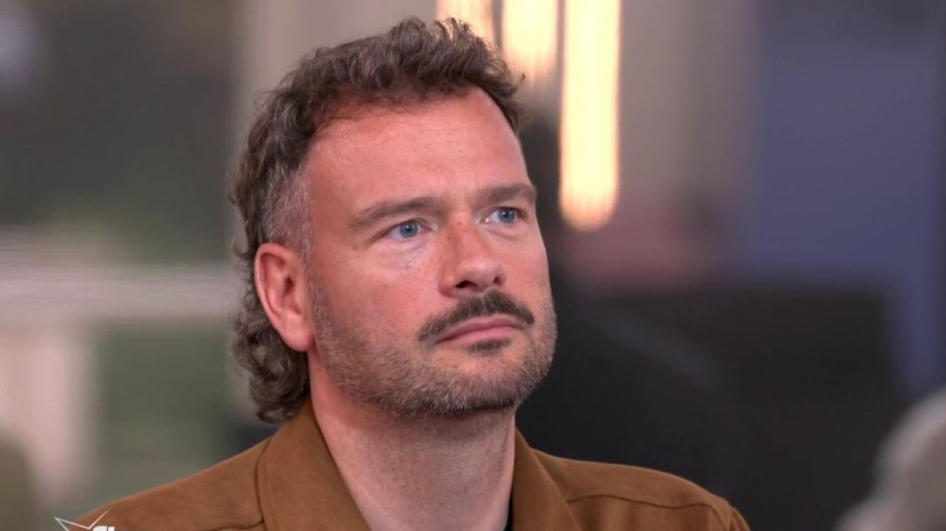 Hugues Hamelynck évincé de la Star Academy ? Le prof de théâtre répond !
