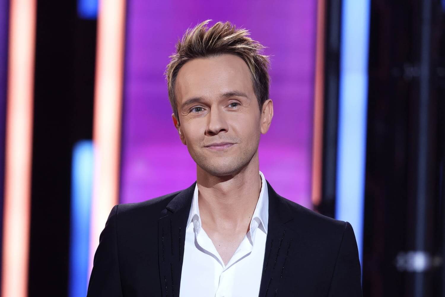 Tout le monde veut prendre sa place : taclé par une internaute, Cyril Féraud répond !