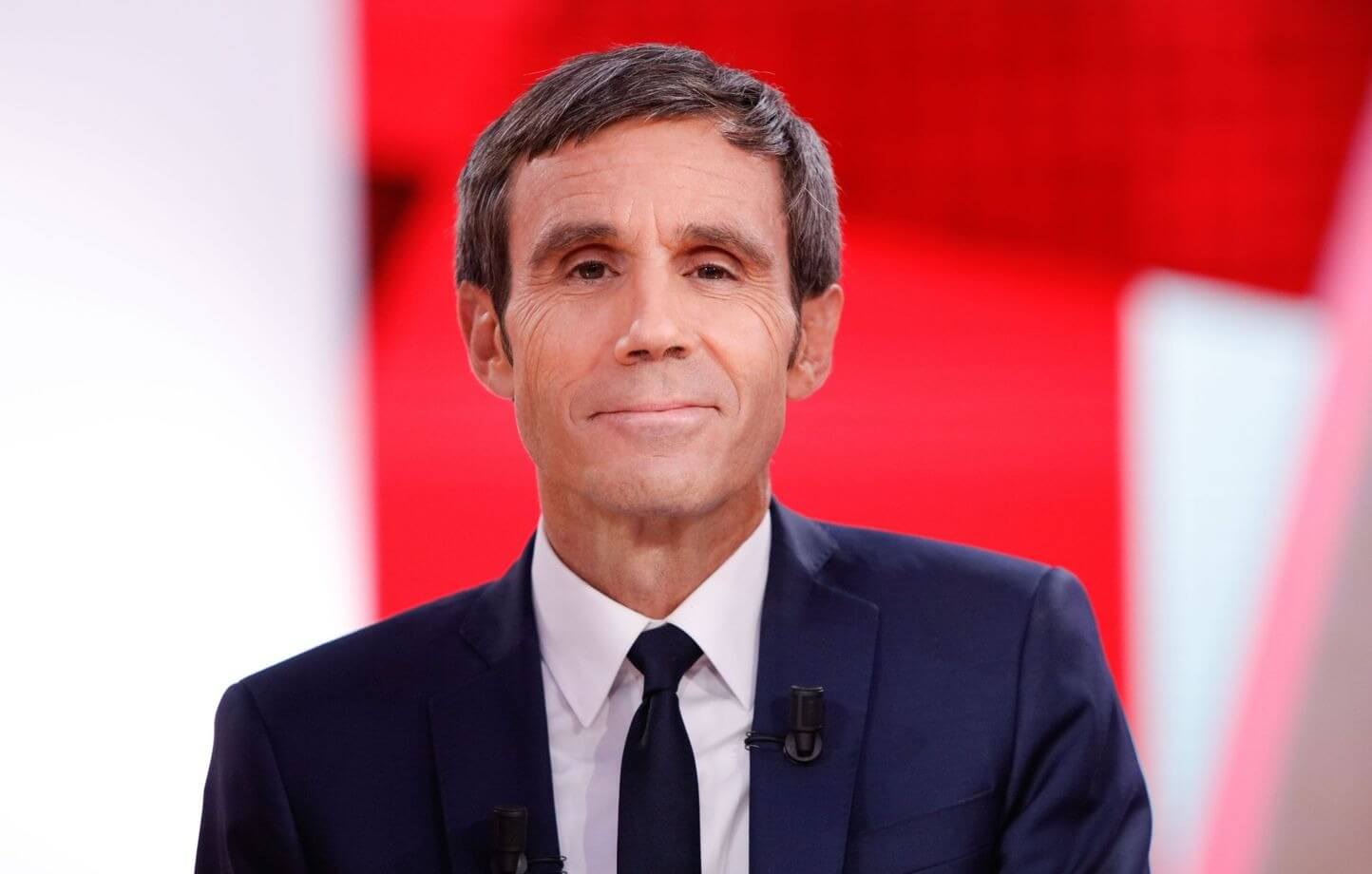 David Pujadas évoque ses regrets de père absent, &quot;Peut mieux faire quand même…&quot;