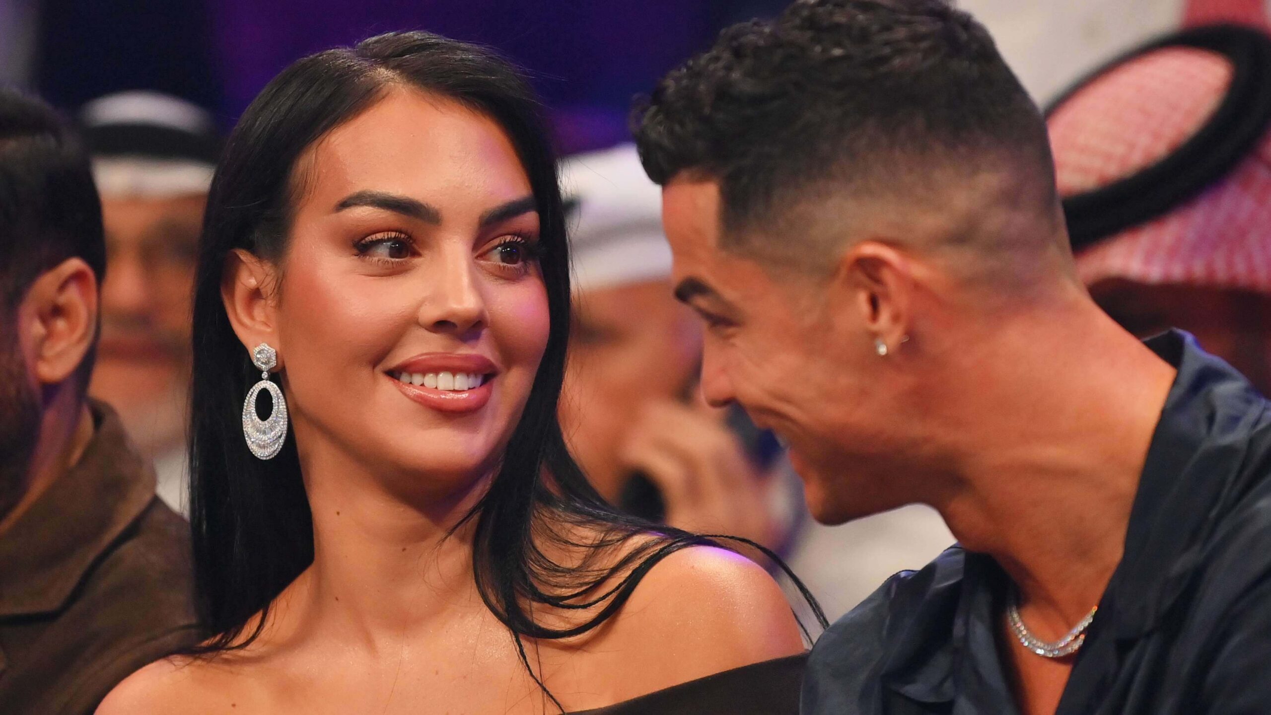 Cristiano Ronaldo bientôt marié : le footballeur a demandé la main de Georgina Rodriguez