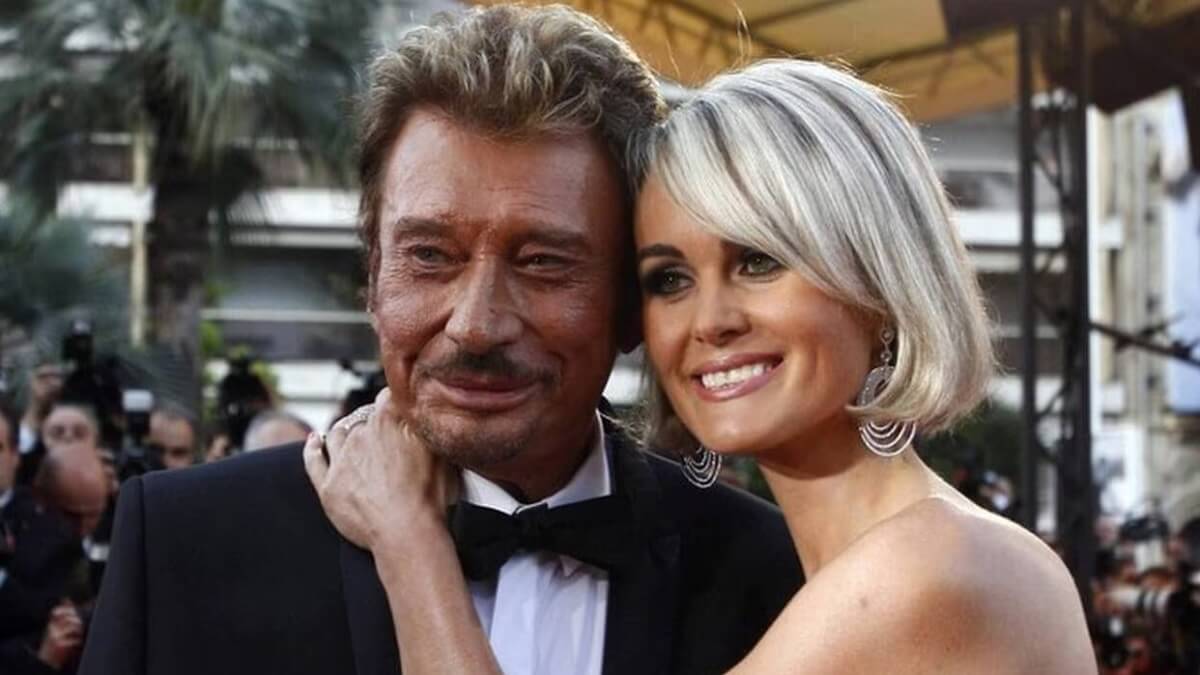 Laeticia Hallyday en vacances à Saint-Barth : son hommage à Johnny