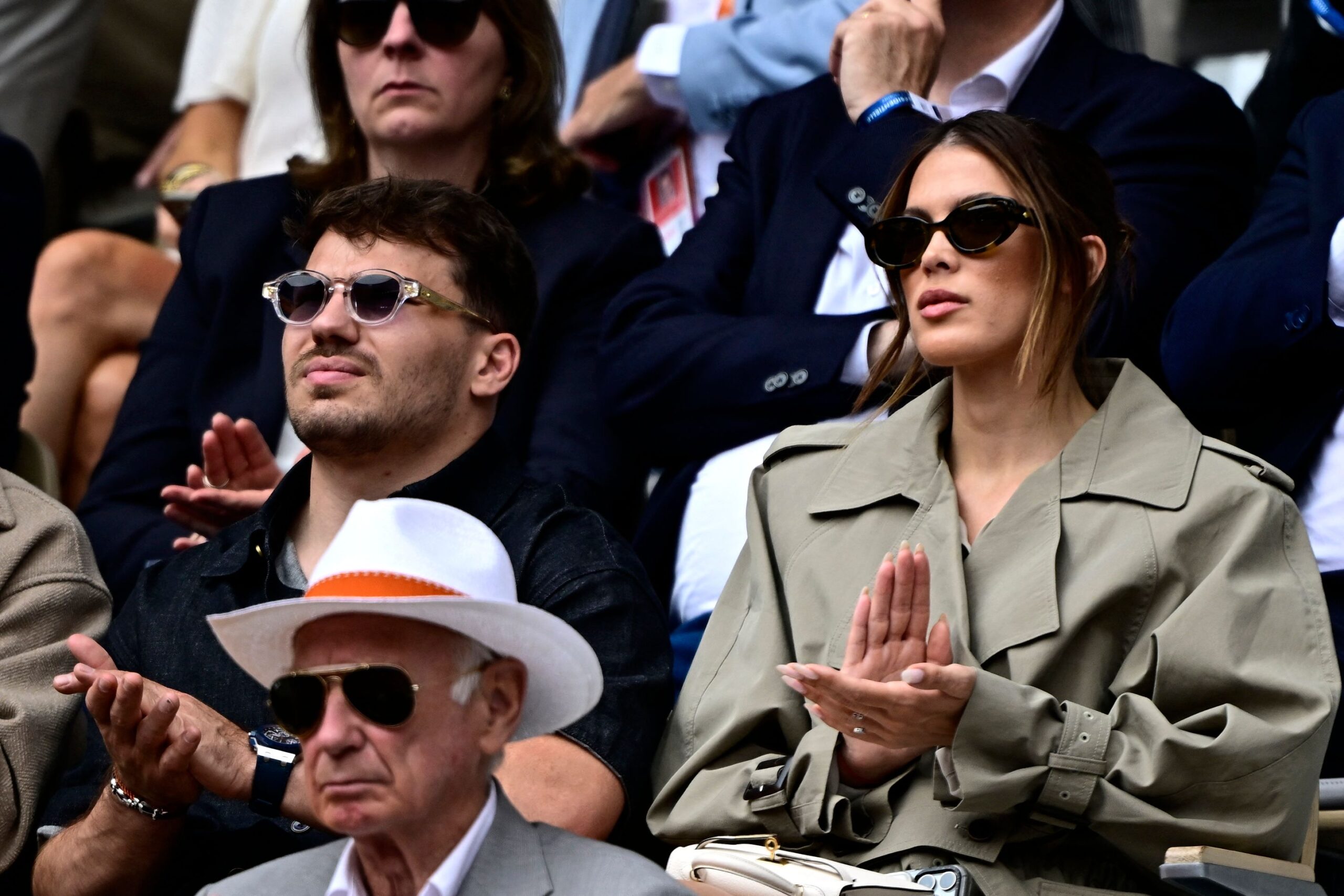 Iris Mittenaere et Antoine Dupont, assortis pour une escapade en Italie