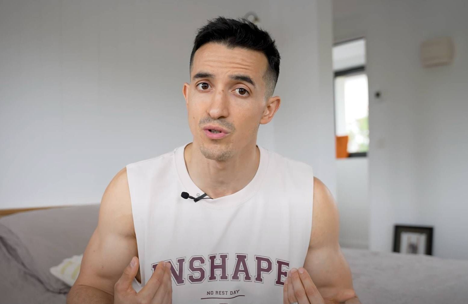 Tibo InShape tacle les conseils alimentaires d'une ancienne candidate de télé-réalité : &quot;Je trouve ça hyper dangereux&quot;