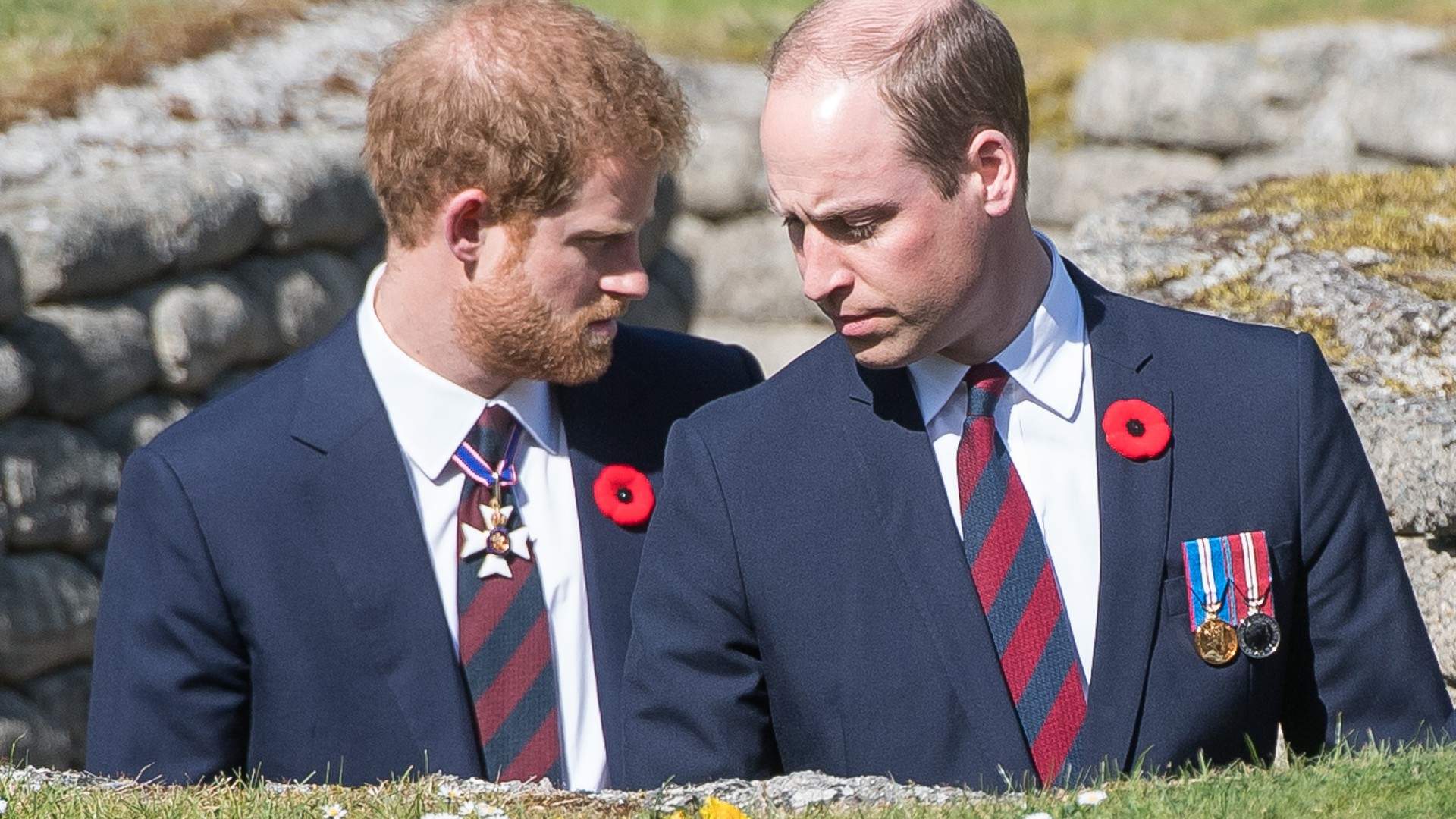 Le prince William : pourquoi il ne s’est toujours pas réconcilié avec son frère, le prince Harry