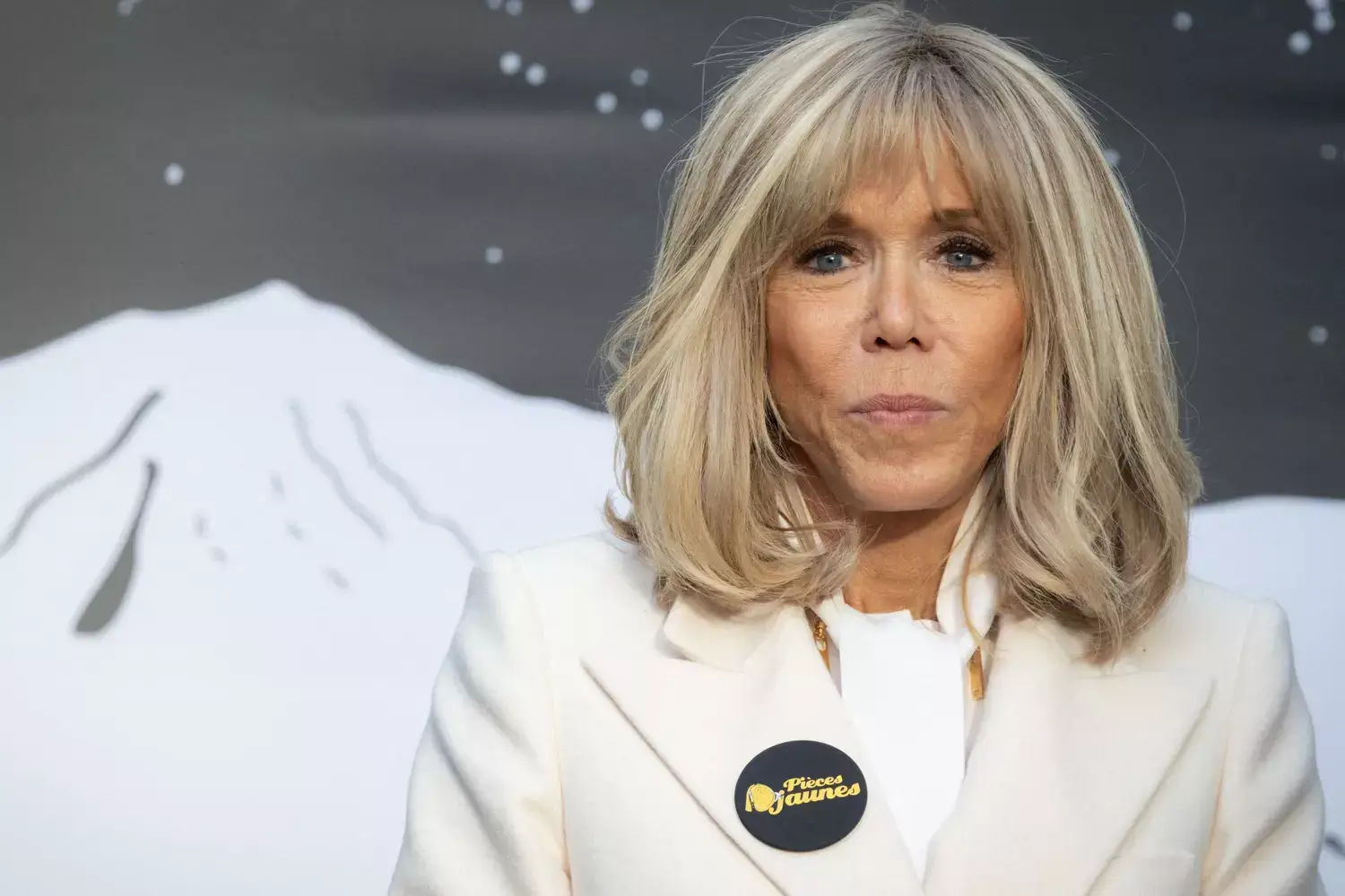 Brigitte Macron et la rumeur transphobe : un cliché de son frère Jean-Michel Trogneux dévoilé ?