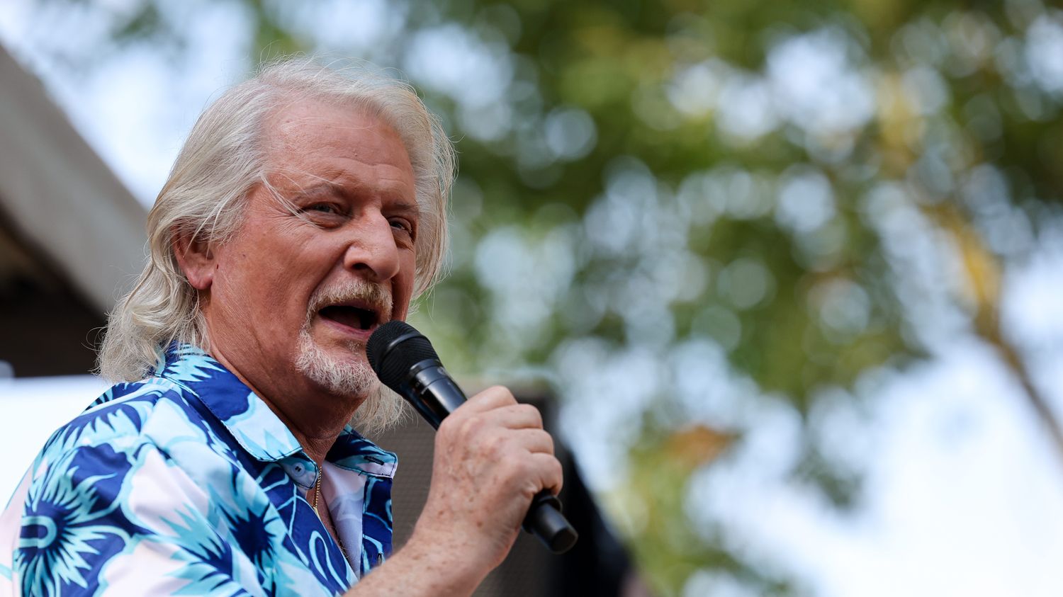 Patrick Sébastien : après son concert polémique, le patron du camping évoque une &quot;trahison&quot;