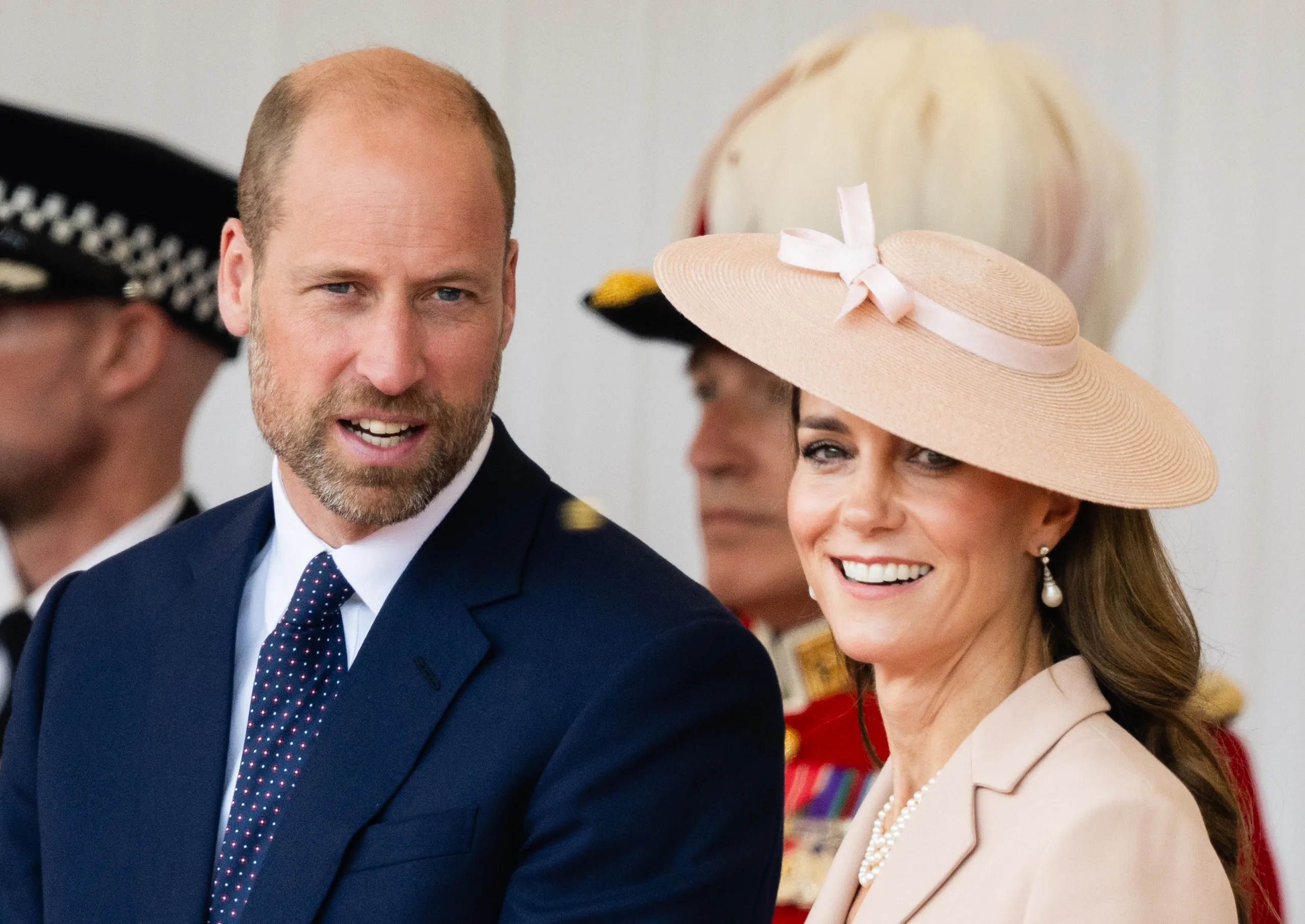 Kate Middleton et le prince William s'installent à Fort Lodge : pourquoi deux familles ont été priées de quitter leurs maisons ! 
