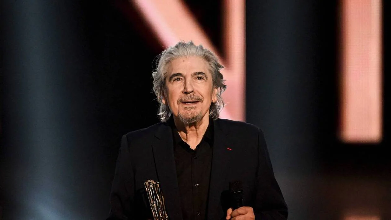 Serge Lama &quot;très diminué&quot; : un célèbre chanteur donne de ses nouvelles