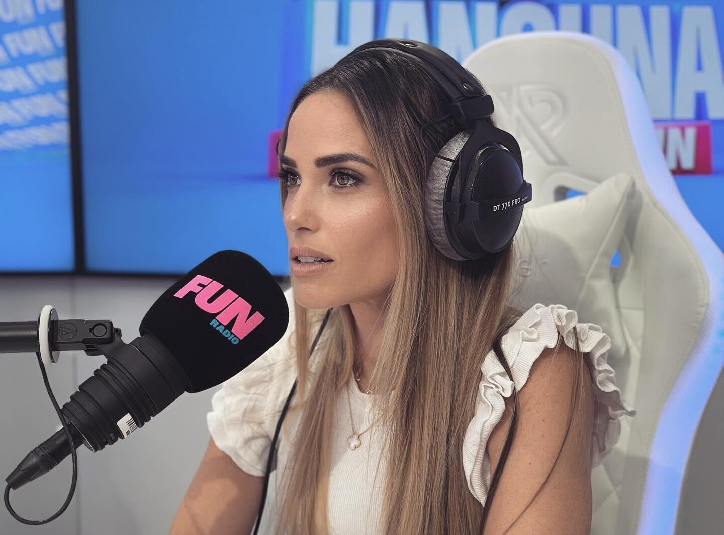 Capucine Anav avoue à Cyril Hanouna son mensonge pour intégrer TPMP : &quot;J'espère que tu me pardonneras&quot;