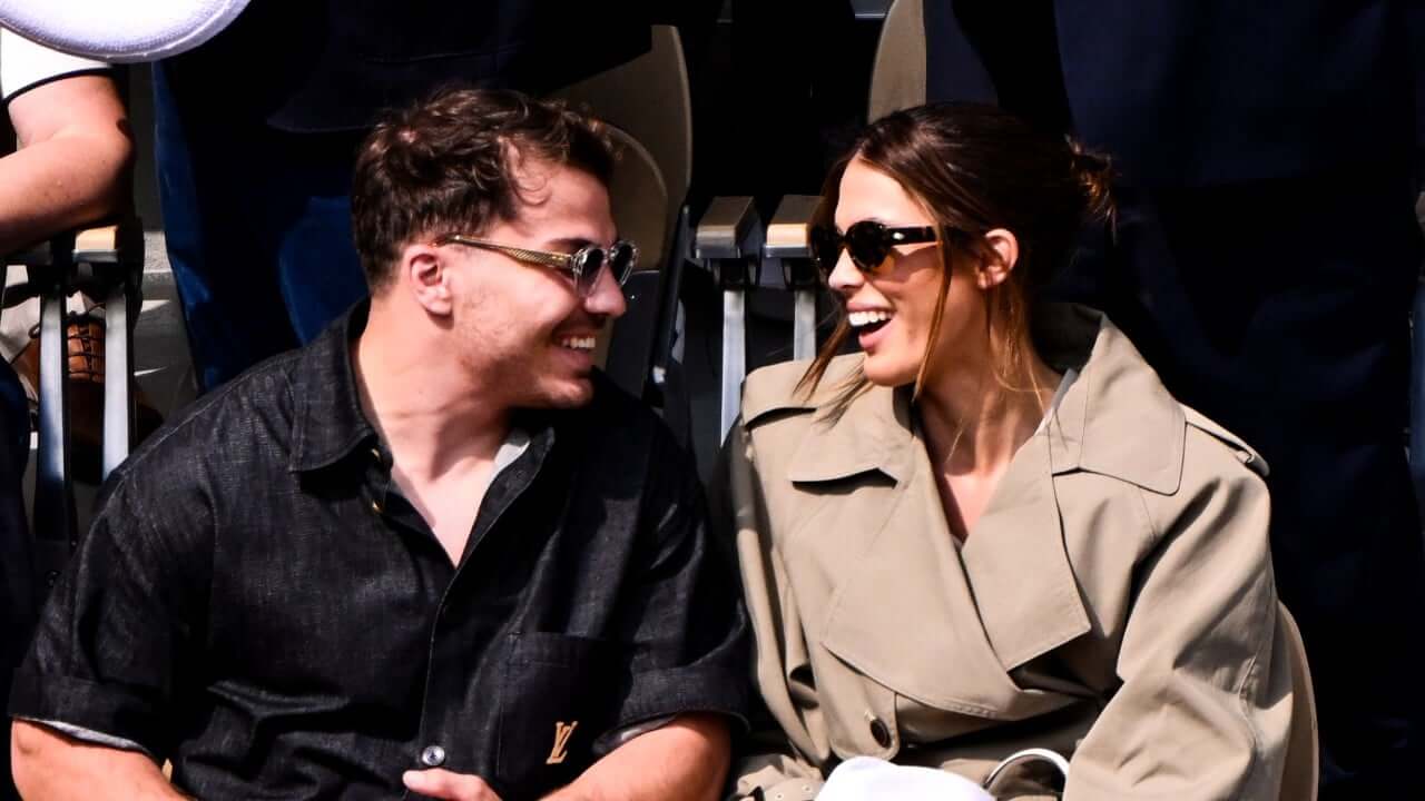 Antoine Dupont en couple avec Iris Mittenaere : l’entourage du rugbyman inquiet ? &quot;La dernière chose dont on a besoin…&quot;