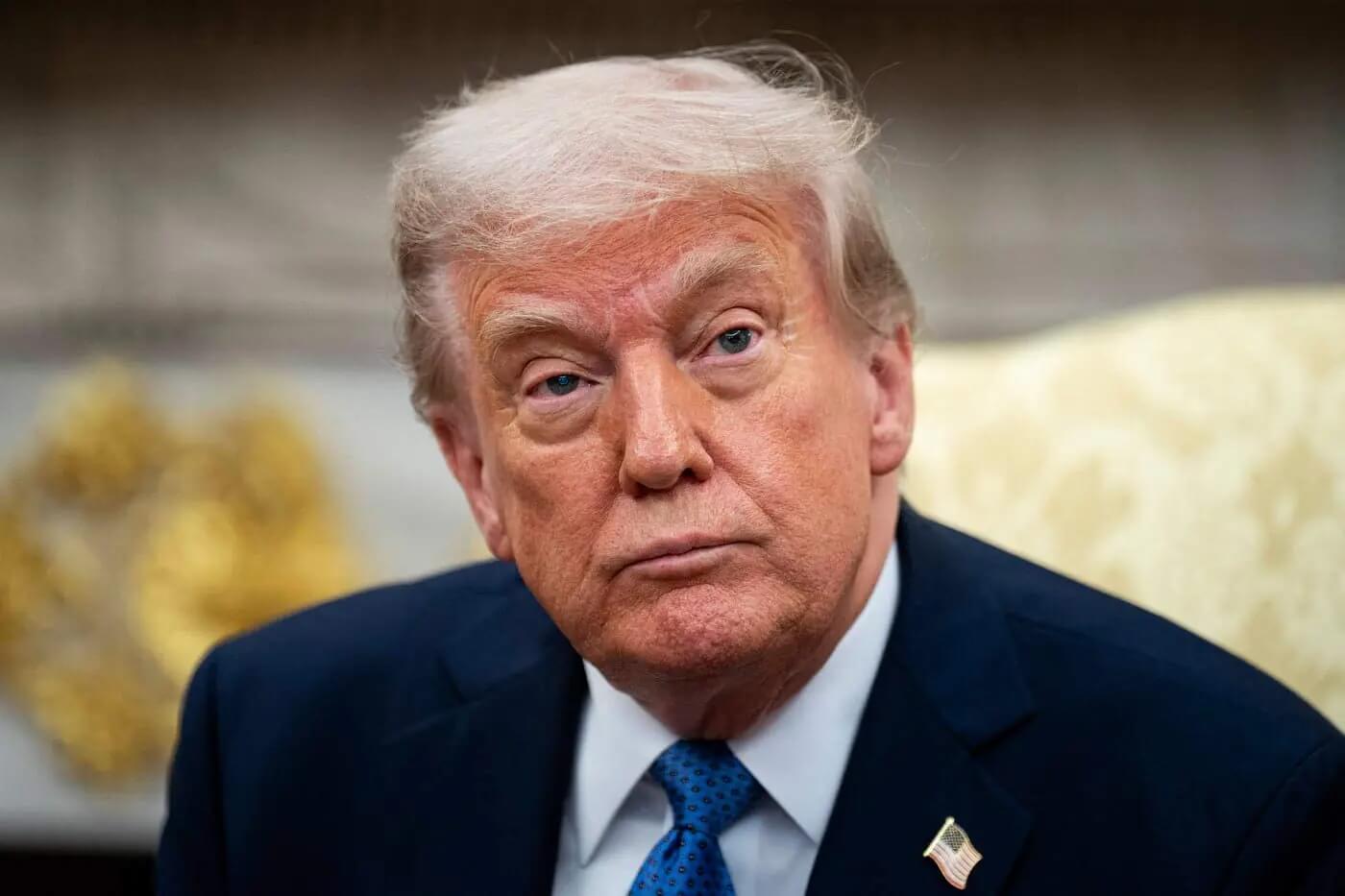 Donald Trump malade ? Un détail sur son visage relance les rumeurs sur sa santé
