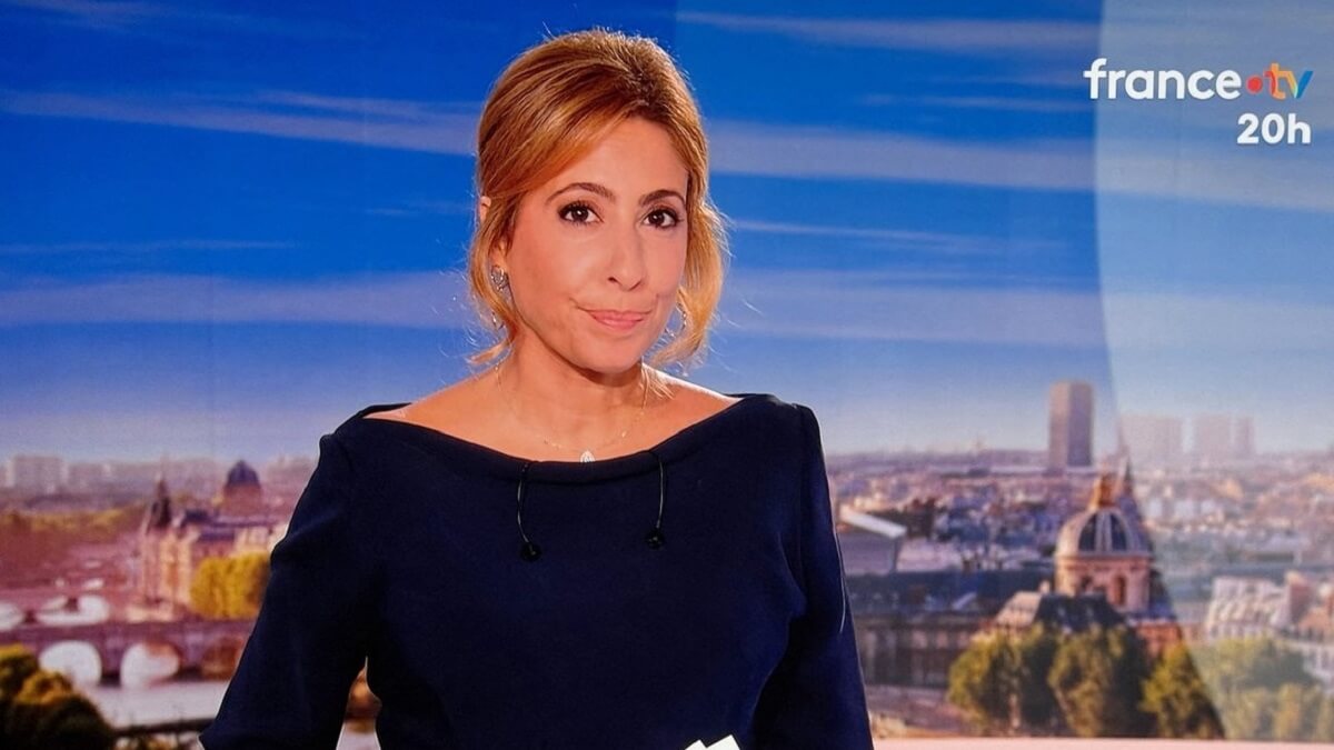 Léa Salamé embarrassée par une plaisanterie d’Artus : &quot;Je vais faire l’hélicoptère avec…&quot;