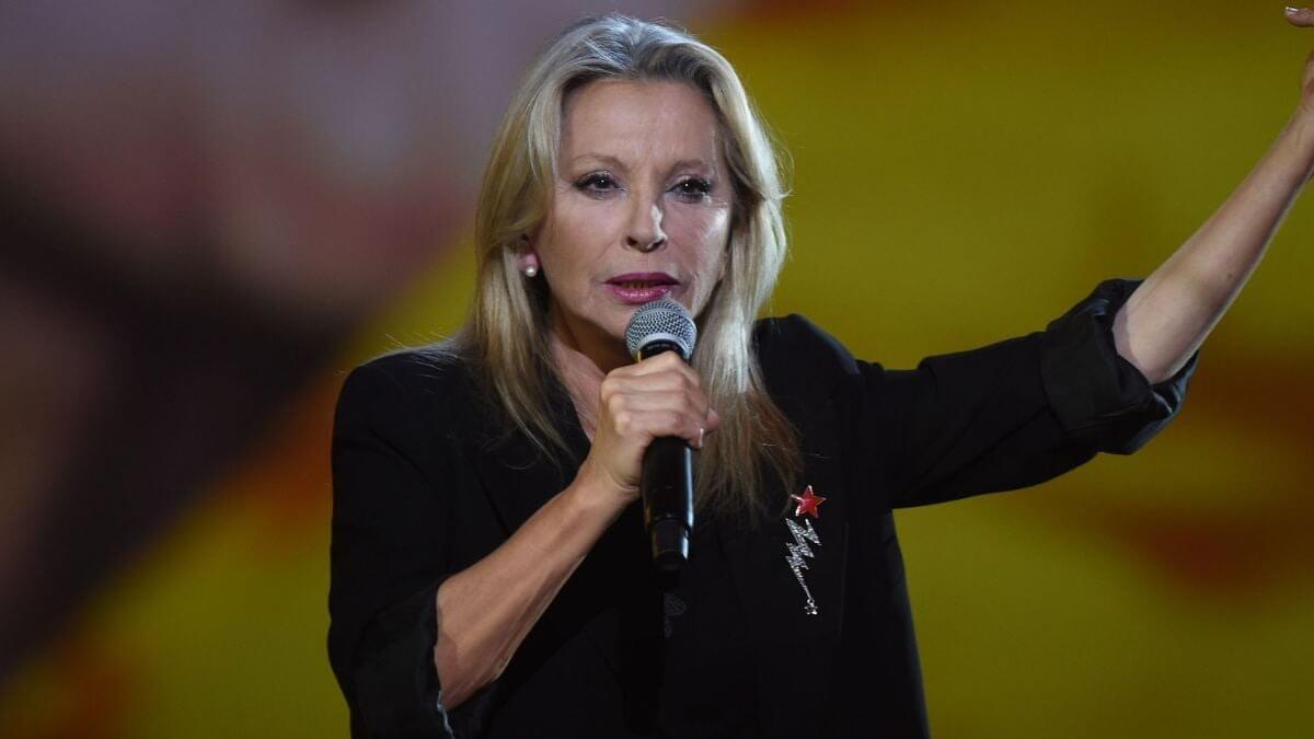 Véronique Sanson dévoile son plus grand regret sur sa rupture avec Michel Berger… "Je m'en veux beaucoup"