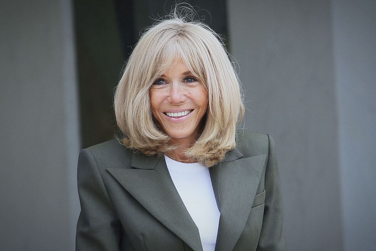 Brigitte Macron face aux rumeurs transphobes : ces photos qui pourraient être dévoilées...