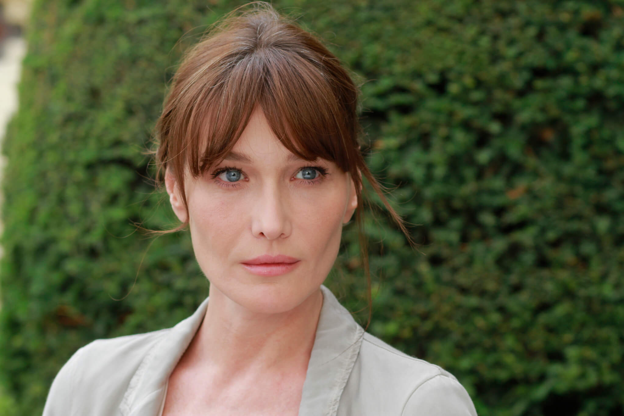 Nicolas Sarkozy condamné : Carla Bruni en colère... Ce geste qui n’est pas passé inaperçu