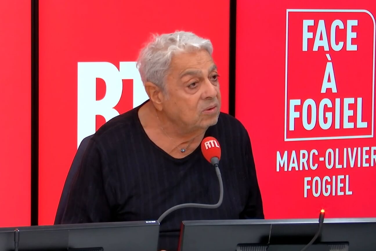 Enrico Macias en colère contre Emmanuel Macron : &quot;De quoi se mêle-t-il&quot;