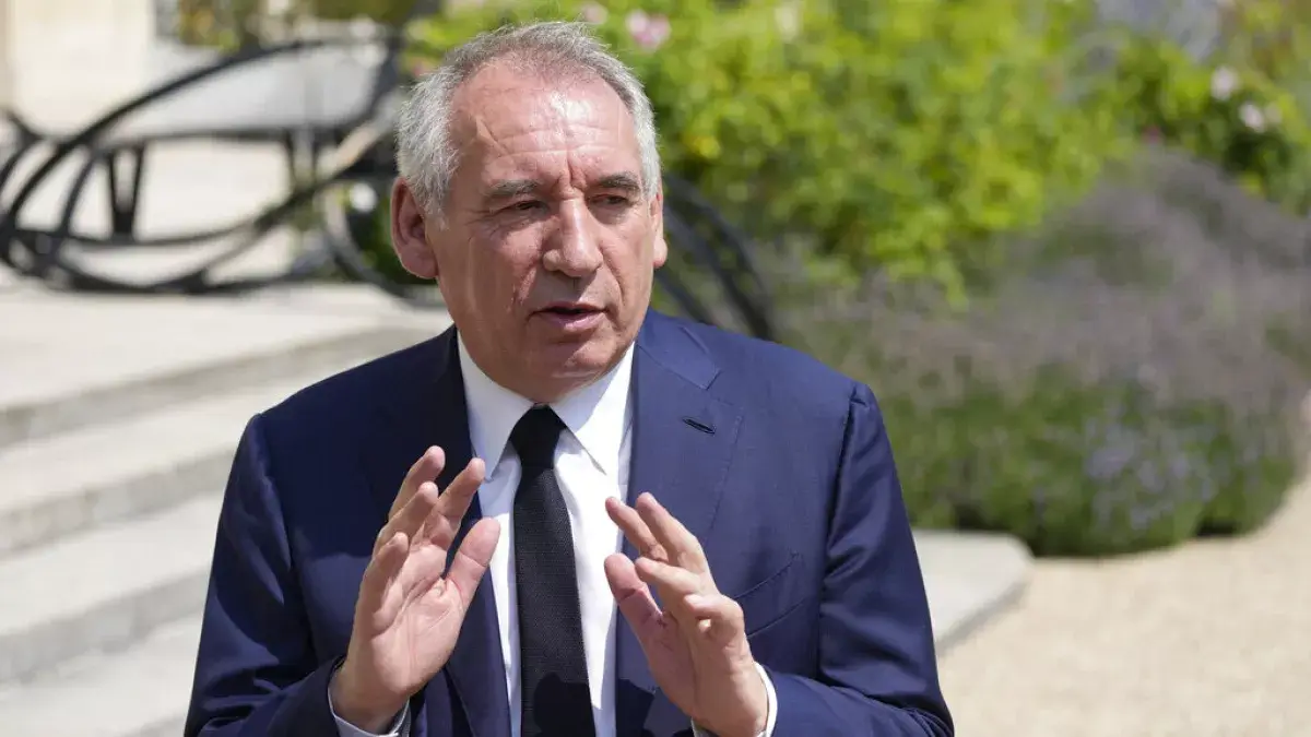 Sébastien Lecornu Premier ministre : François Bayrou moqué par Burger King... ce message qui amuse la Toile