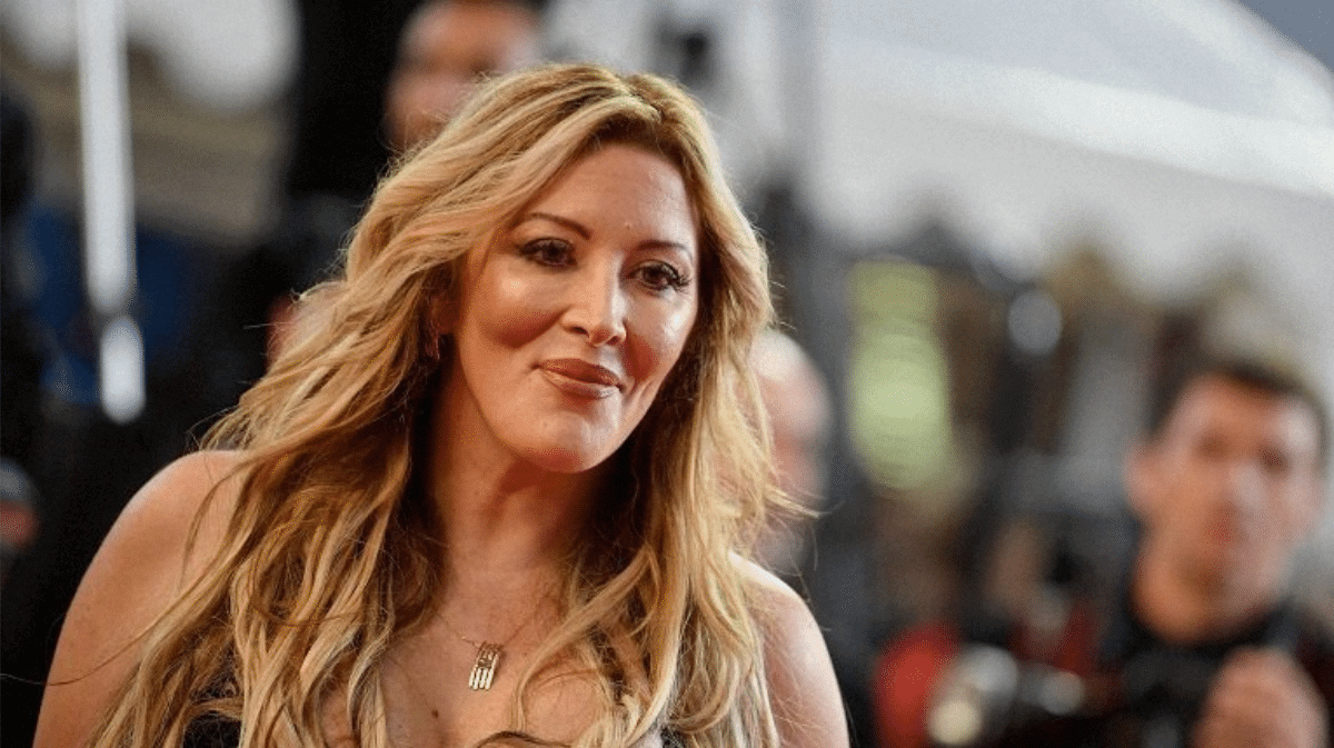 Loana en couple ? Ce cliché qui affole ses abonnés sur Instagram !