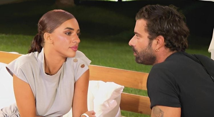 Marwa Merazka : aperçue avec Vincent Queijo à Paris, elle s'explique ! &quot;On a parlé...&quot;