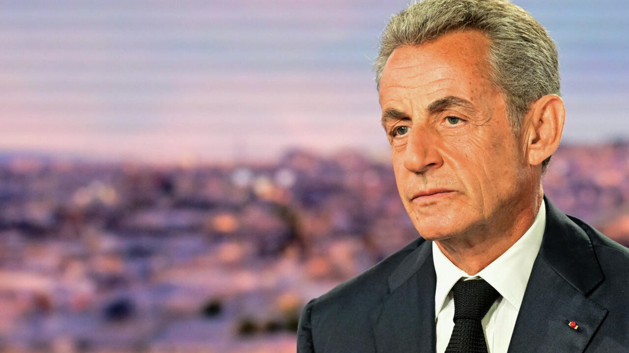 Nicolas Sarkozy condamné à cinq ans de prison : ses déboires judiciaires racontés d'une série Netflix ?