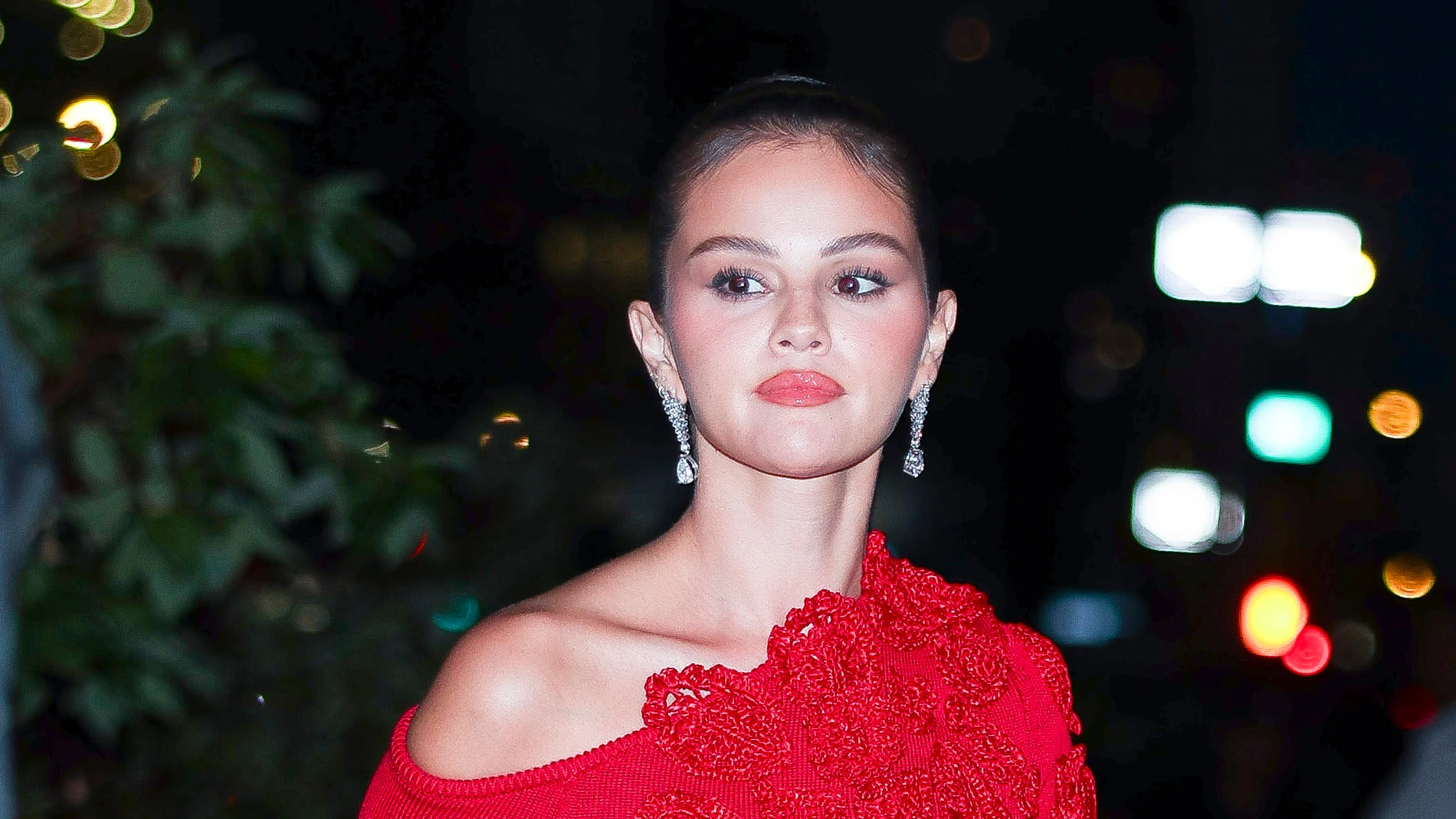Selena Gomez évoque les critiques sur son poids qui l'ont envoyée en thérapie : &quot;Je suis très sensible&quot;