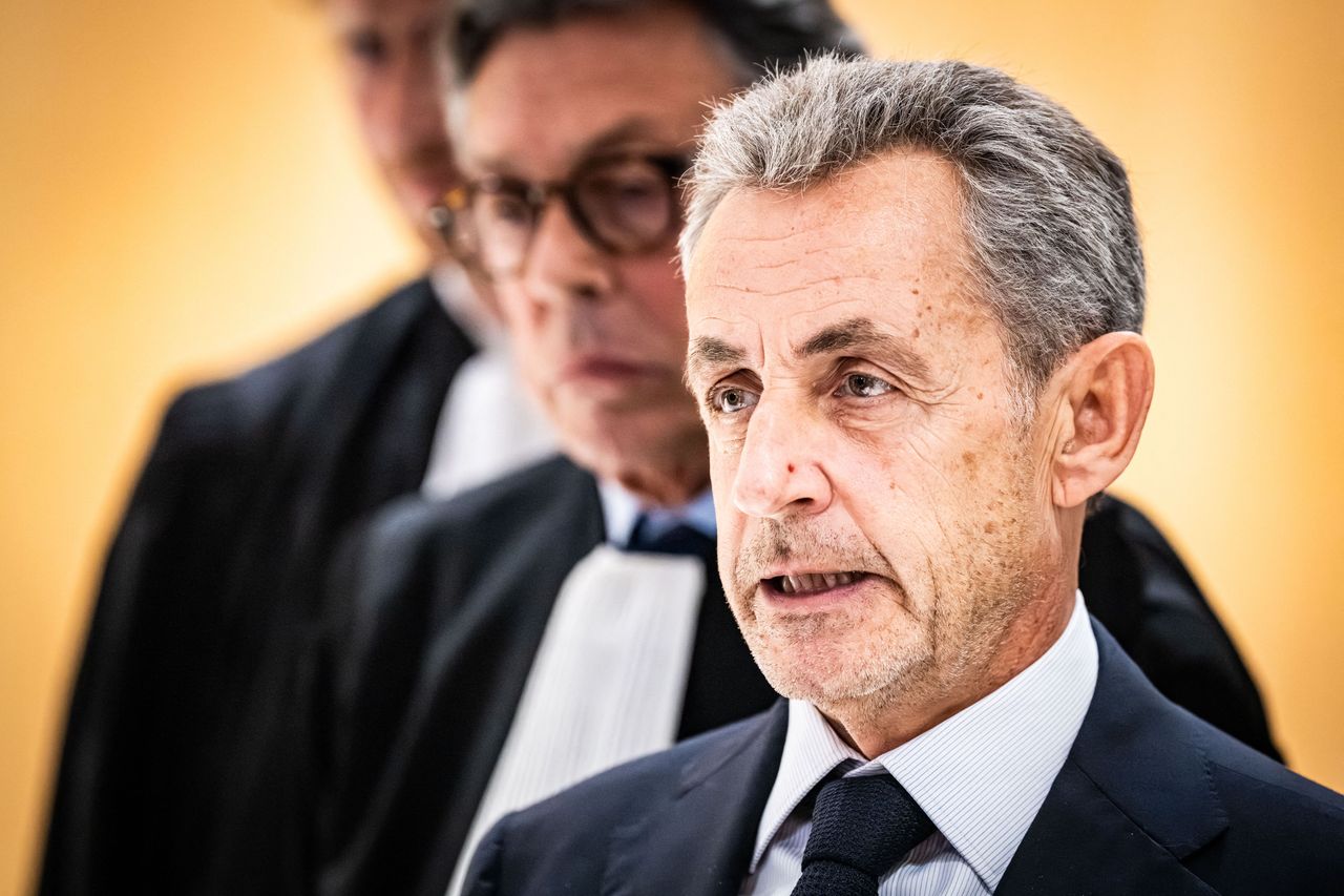 Nicolas Sarkozy prend la parole de vive voix après sa condamnation : &quot;Je vous emporte avec moi&quot;