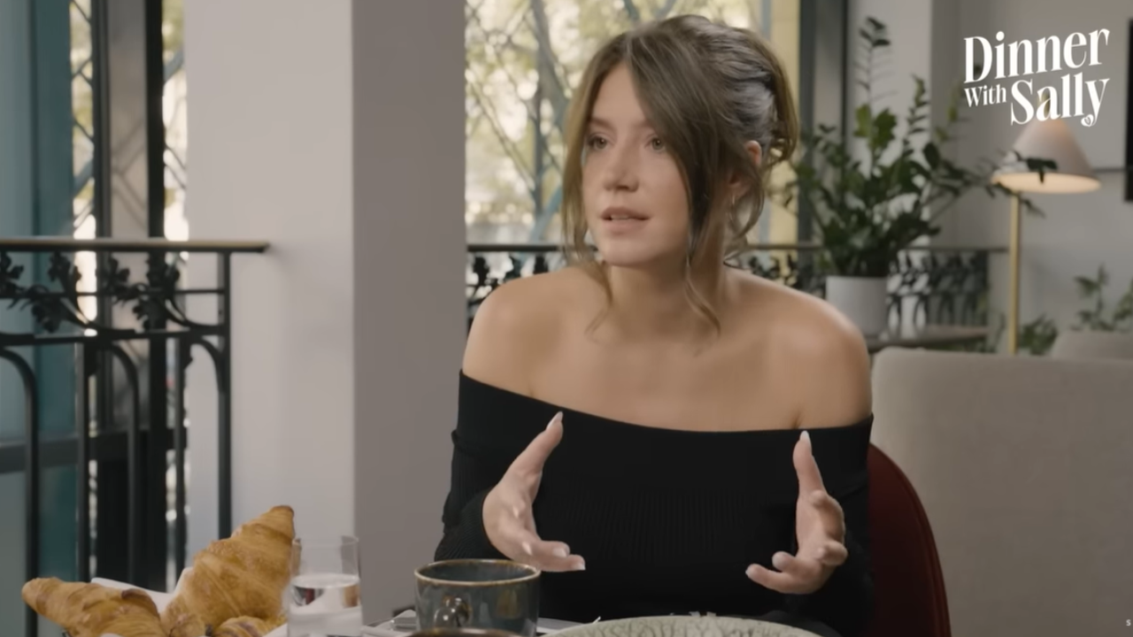 Adèle Exarchopoulos et François Civil bientôt parents ? Elle répond avec humour aux rumeurs !