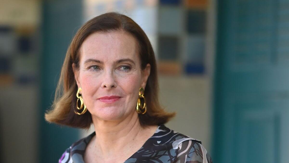 Carole Bouquet s’effondre en pleine représentation au théâtre : que s’est-il passé ?