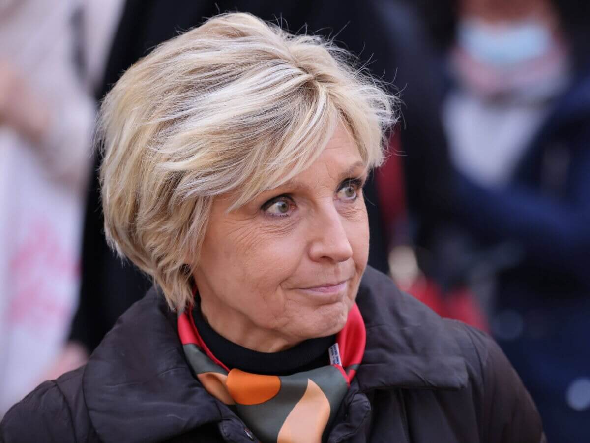 Evelyne Dhéliat évoque cette grande peur qui persiste depuis son combat contre le cancer