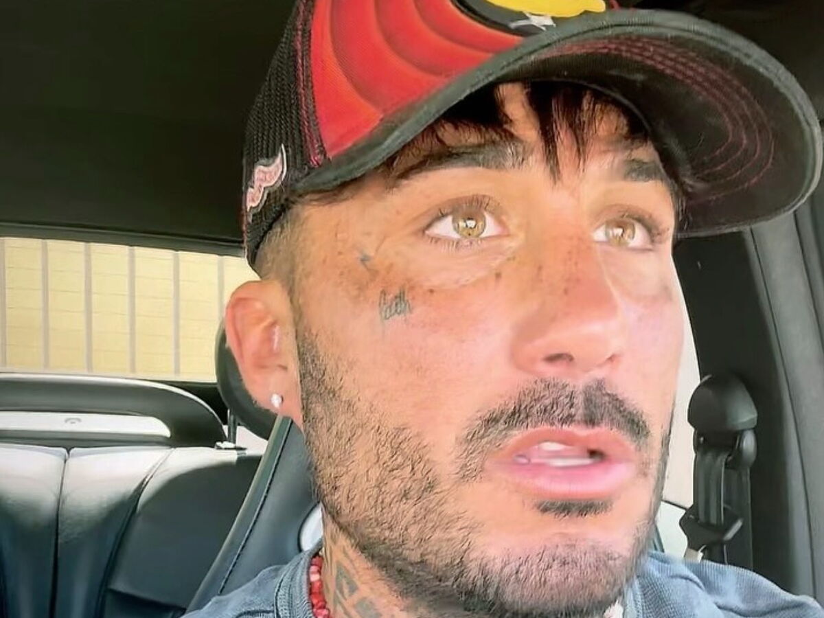 Vivian Grimigni &quot;dégoûté&quot; face au comportement de fans envers sa mère : &quot;Je ne laisserai pas faire&quot;