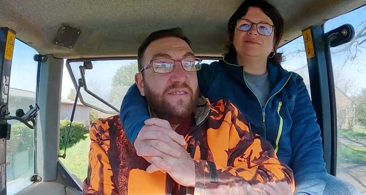 L'amour est dans le pré : Évelyne séparée d'Anthony... Julien Doré lui adresse un message !