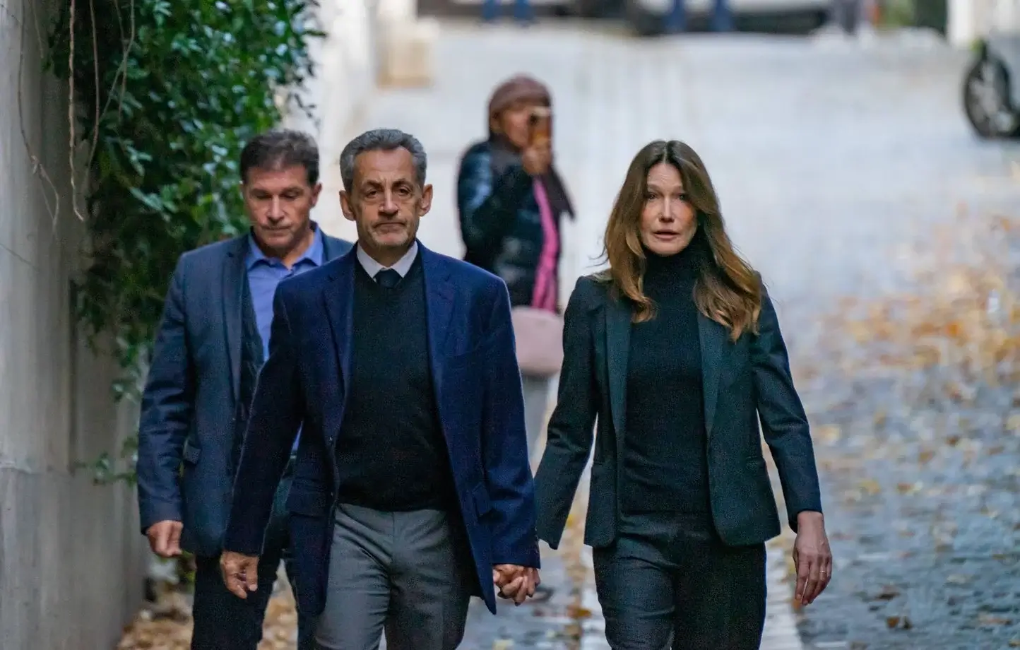 Nicolas Sarkozy en prison : Carla Bruni est &quot;la plus malheureuse de toute la famille&quot;