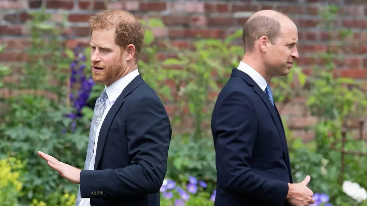 Le prince William lâche une rare confidence sur le prince Harry : &quot;Tout faire pour éviter…&quot;