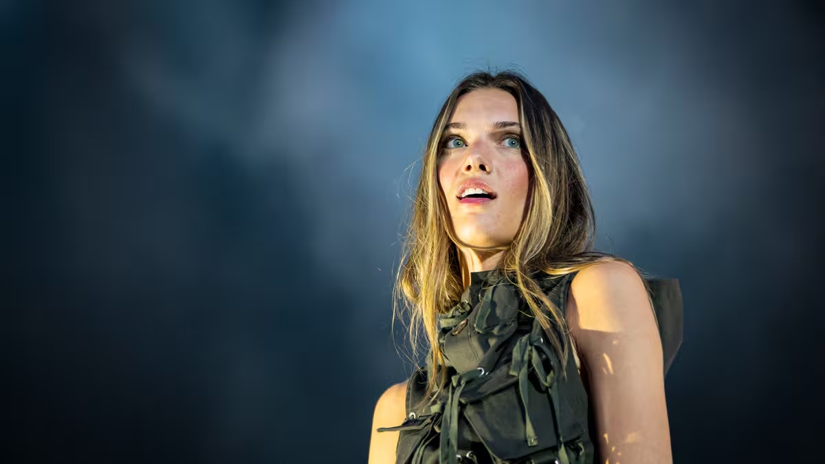 Charlotte Cardin revient sur les critiques sur son physique : &quot;Ça me saoule&quot;