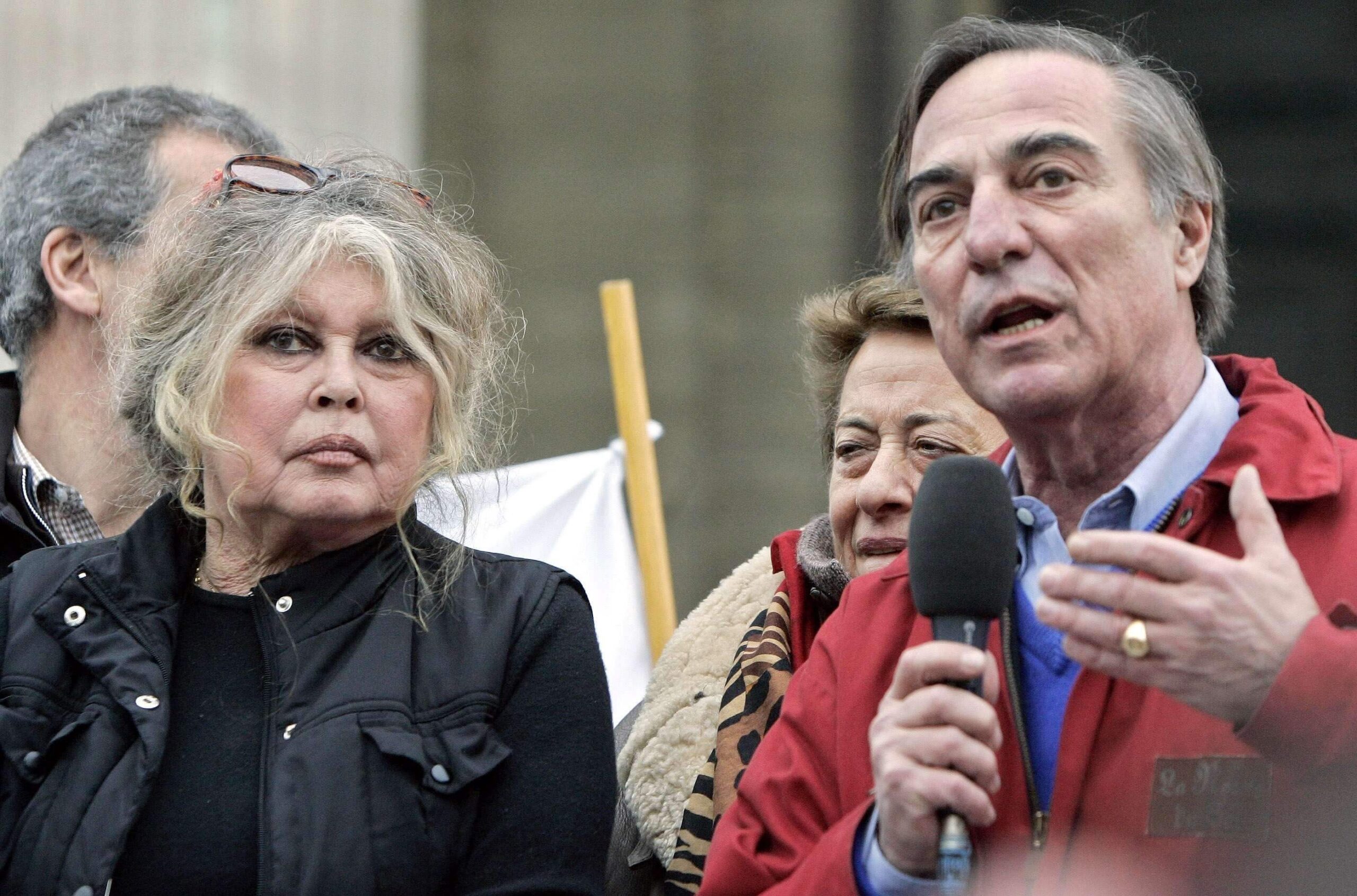 Brigitte Bardot hospitalisée : son ex Allain Bougrain-Dubourg évoque &quot;une opération lourde&quot;