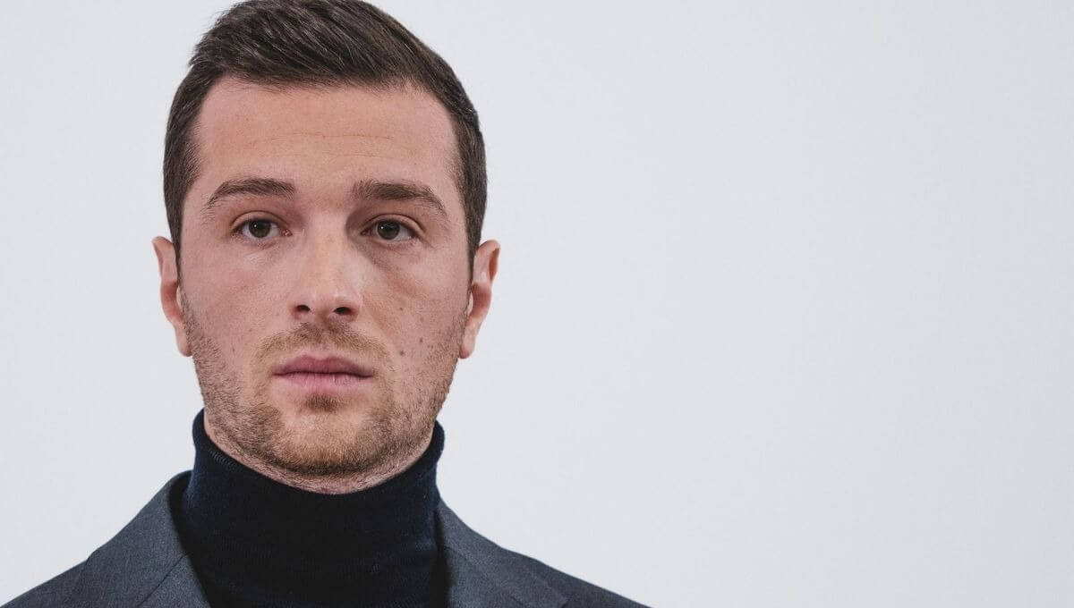 C à vous : Jordan Bardella recadre sèchement un chroniqueur... "Moi je fais, vous, vous commentez…"