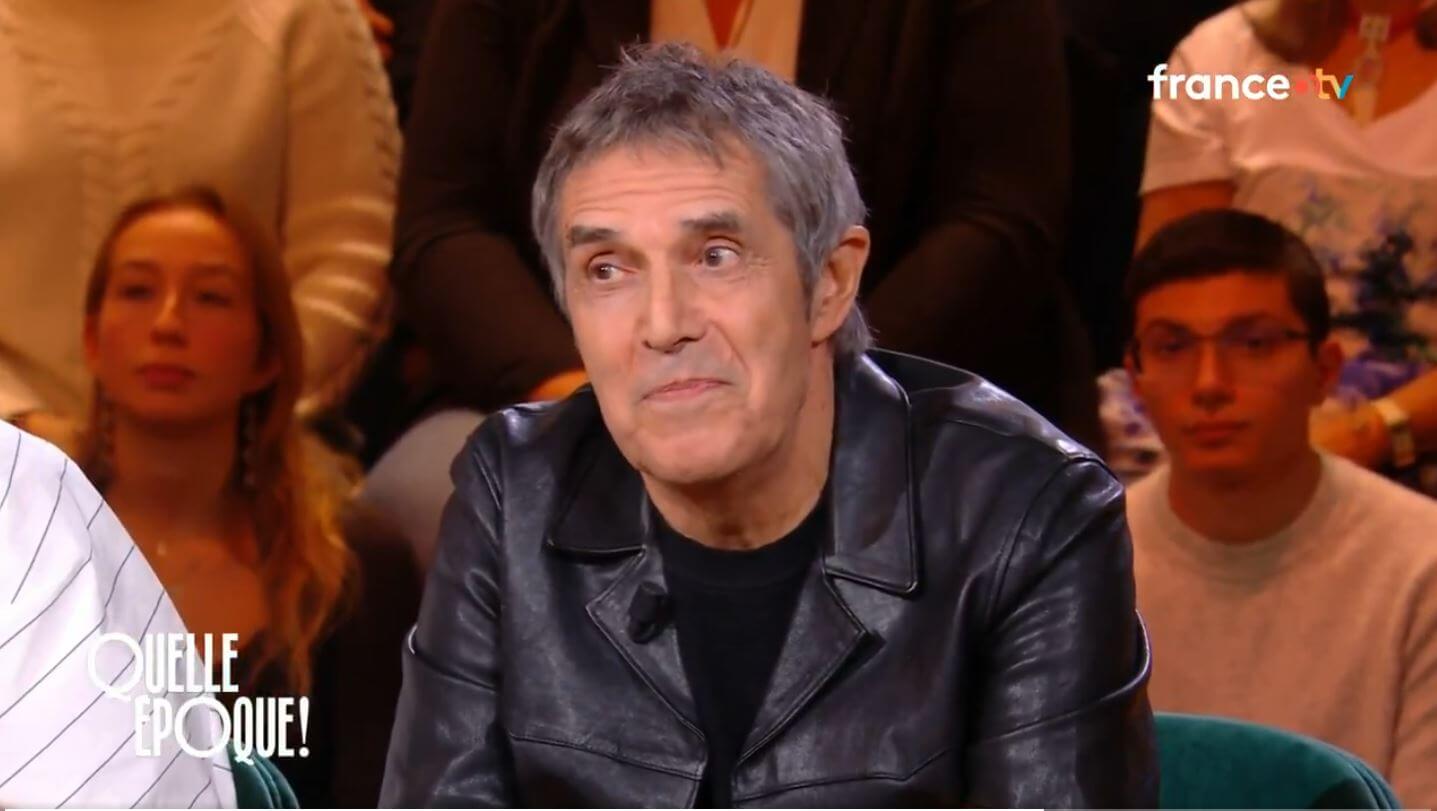 Julien Clerc révèle la vérité sur sa première télé : &quot;Si jamais il tombe là dessus, ça va barder !&quot;