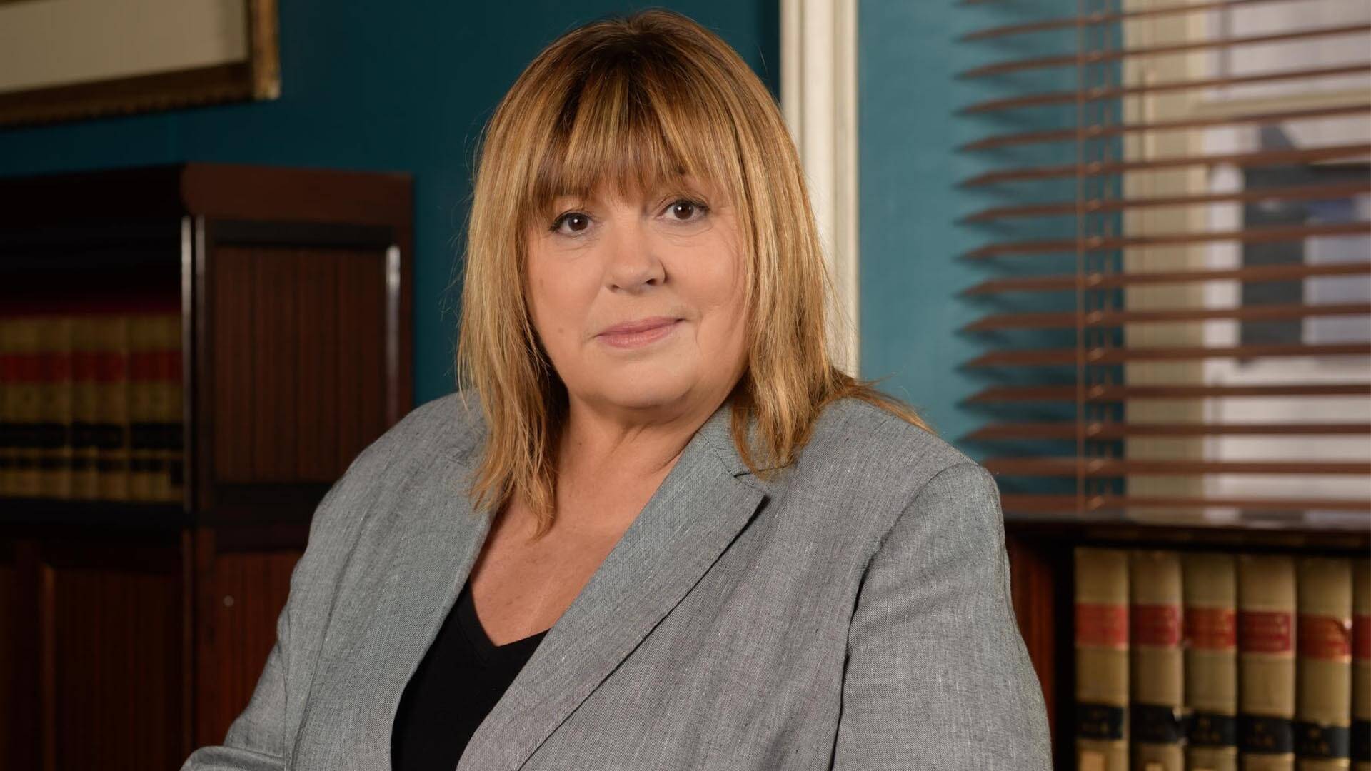 Michèle Bernier : ses rares confidences sur son ex Bruno Gaccio… &quot;C'était moi la femme idéale&quot;