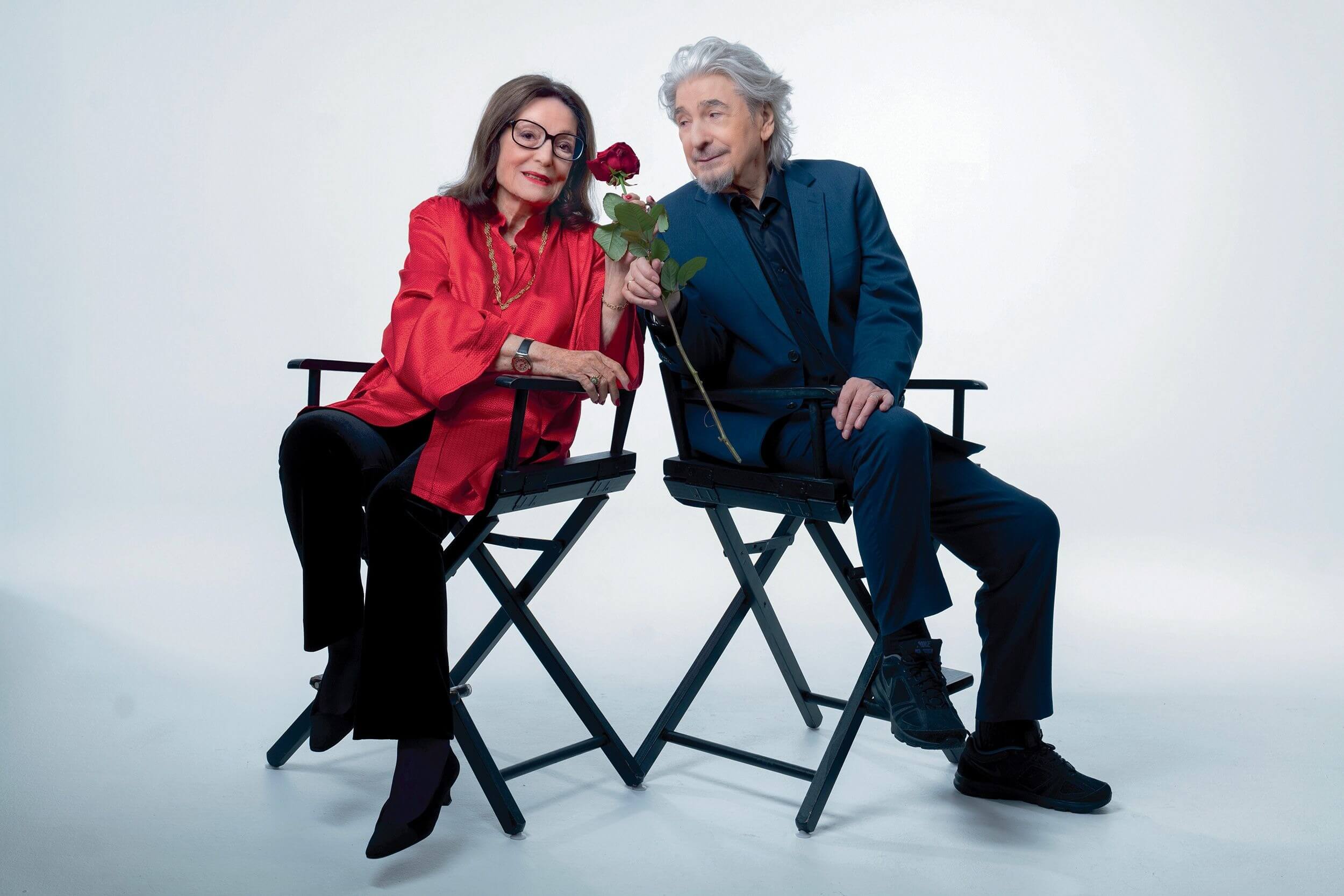 Serge Lama évoque son coup de foudre pour Nana Mouskouri : "J'étais très amoureux d'elle"