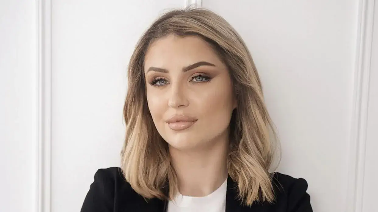 [Exclu] Amandine Pellissard attaquée en justice par l’ancien parrain de sa fille : il sort du silence 