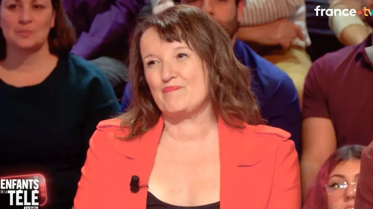 Anne Roumanoff : le jour où elle s’est attiré les foudres de Bernadette Chirac &quot;Elle n’était pas contente&quot;
