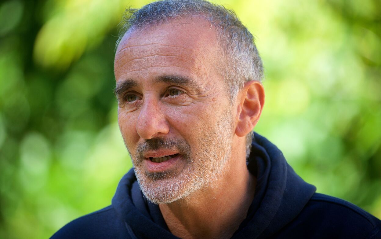 Élie Semoun nostalgique de la liberté de ton à ses débuts : &quot;Des gens se choquent pour plein de choses&quot;