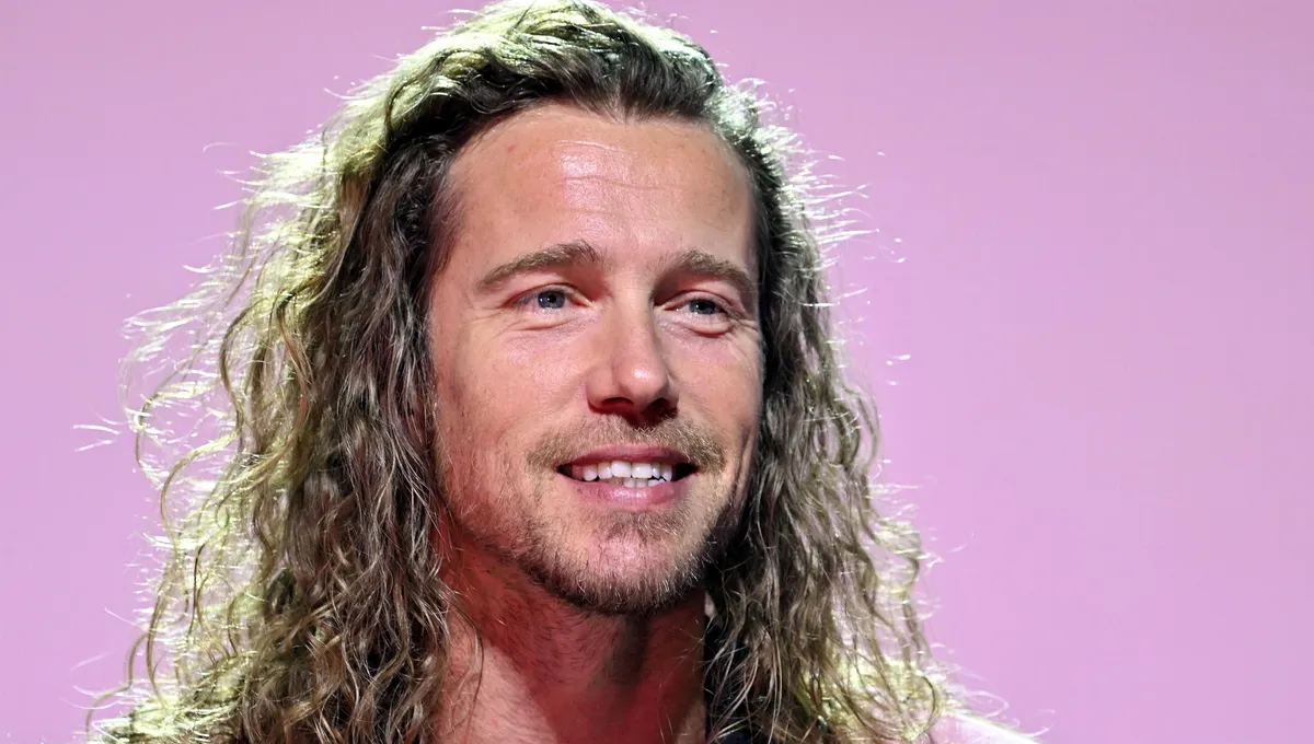 Julien Doré : le chanteur prêt à arrêter sa carrière pour son fils ? &quot;J'ai d'autres envies...&quot;