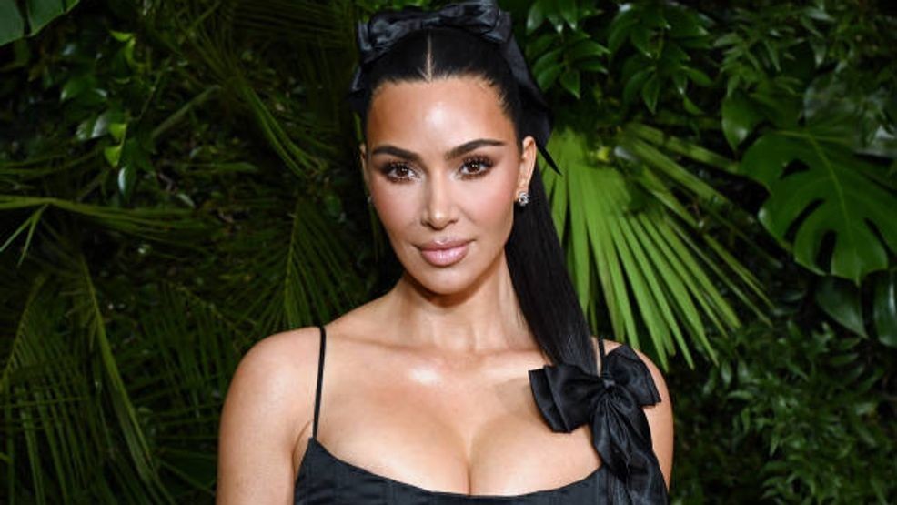 Kim Kardashian vivement critiquée pour son rôle dans All's Fair : "Pire série TV de l'année"