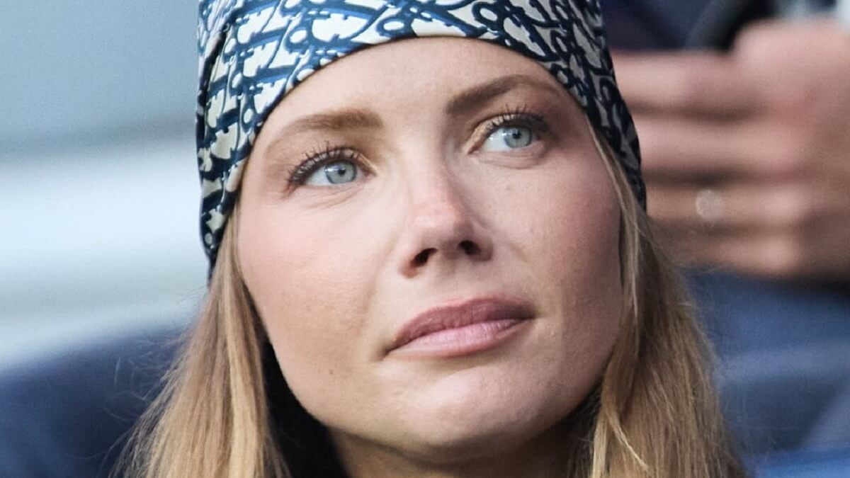 Amandine Petit en plein deuil : l’ex-Miss France fait part d’une bien triste nouvelle